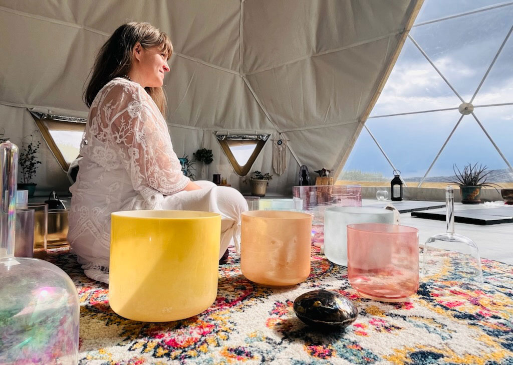 sound therapy crystal bowls cochrane calgary jessica arnatt